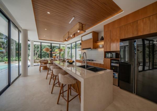 Luxusná 4-spálňová vila s kinosálou