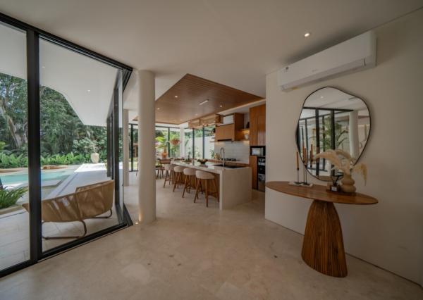 Luxusná 4-spálňová vila s kinosálou