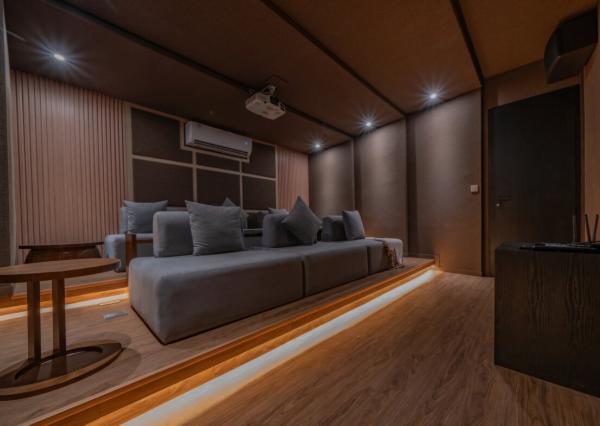 Luxusná 4-spálňová vila s kinosálou