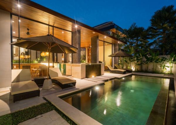 Exkluzívne tropické bývanie s výhľadom na prírodu v Ubud