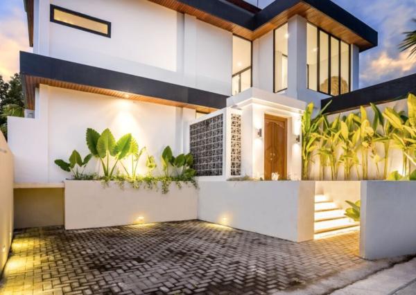 Exkluzívne tropické bývanie s výhľadom na prírodu v Ubud