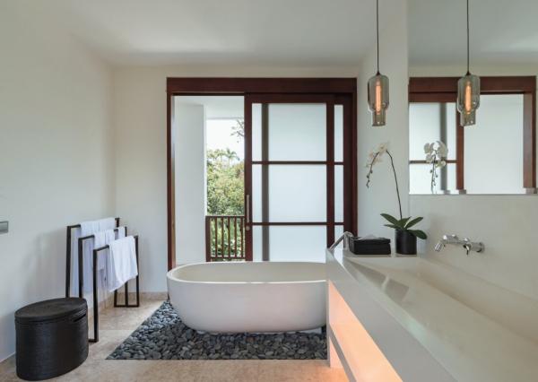 Rozľahlá dizajnová vila so 4 spálňami pri pláži Petitenget