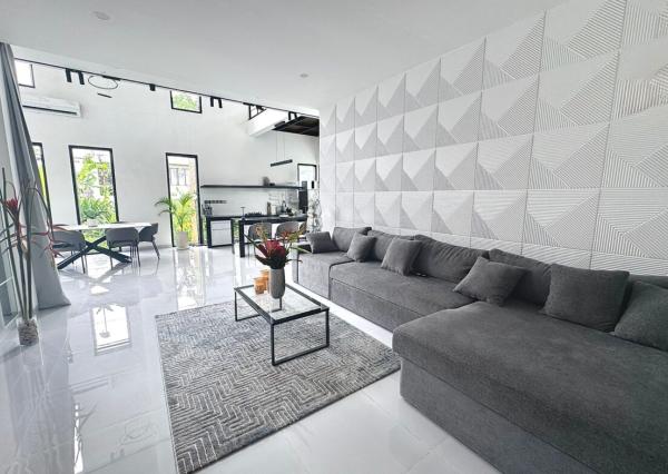 Moderná vila s malebným výhľadom v Tumbak Bayuh