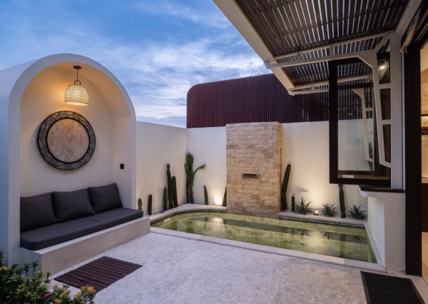 Štýlová tropická vila s 1 spálňou blízko pláže v Cemagi