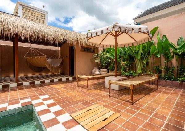 Tropická dvojspálňová vila v pešej vzdialenosti od pláže v Kedungu