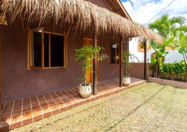 Tropická dvojspálňová vila v pešej vzdialenosti od pláže v Kedungu