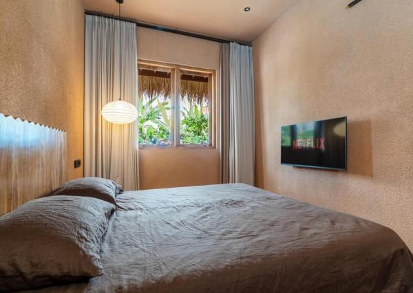 Tropická dvojspálňová vila v pešej vzdialenosti od pláže v Kedungu