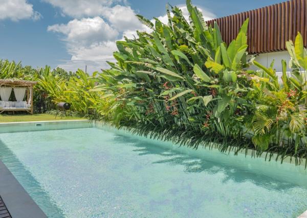 Trojspálňová vila v stredomorskom štýle v kopcoch Jimbaran