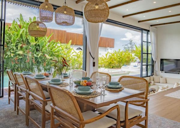 Trojspálňová vila v stredomorskom štýle v kopcoch Jimbaran