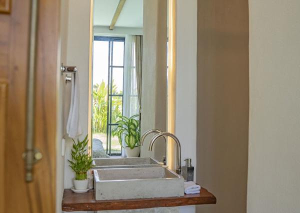 Trojspálňová vila v stredomorskom štýle v kopcoch Jimbaran