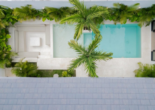 Moderná tropická dvojspálňová vila v Pecatu