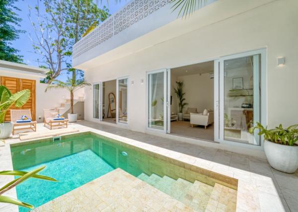 Vila v tropickom štýle v oblasti Uluwatu