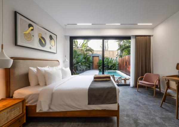 Elegantná trojspálňová vila pri pláži v Batu Bolong