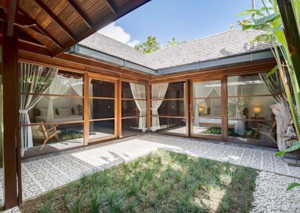 Tradičná balijská vila s tromi spálňami v Berawa