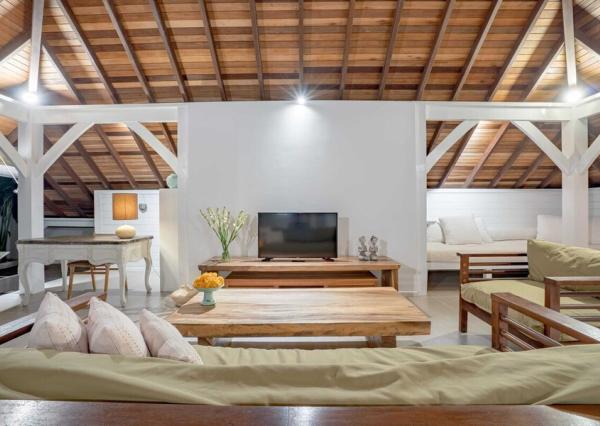 Tradičná balijská vila s tromi spálňami v Berawa