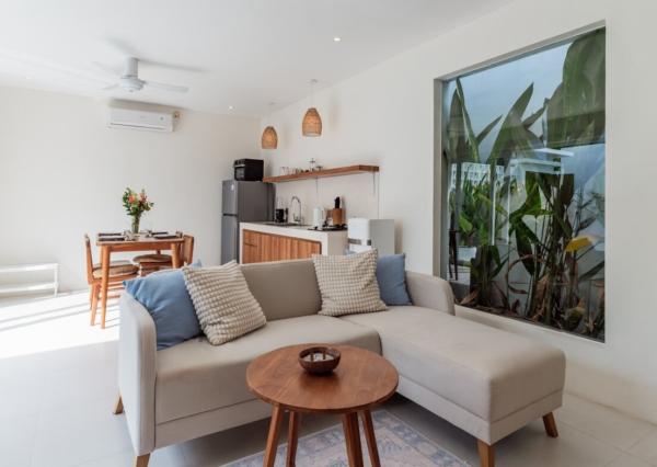 Investičná vila s pracovňou a strešnou terasou v Canggu