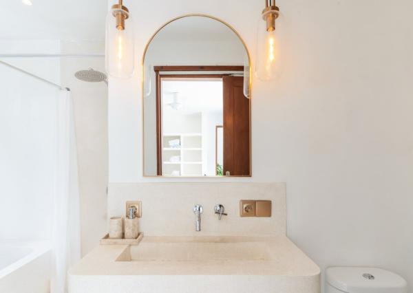 Investičná vila s pracovňou a strešnou terasou v Canggu