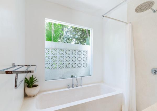 Investičná vila s pracovňou a strešnou terasou v Canggu