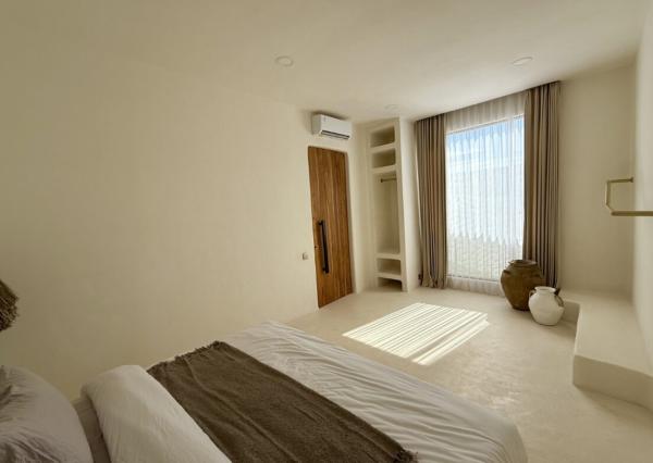 Štýlová 2-izbová vila s výhľadom na ryžové polia v Munggu