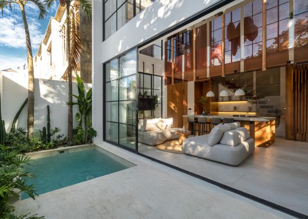 Dizajnérska vila s 2 spálňami v modernom balijskom štýle