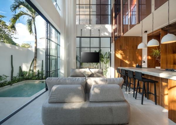 Dizajnérska vila s 2 spálňami v modernom balijskom štýle